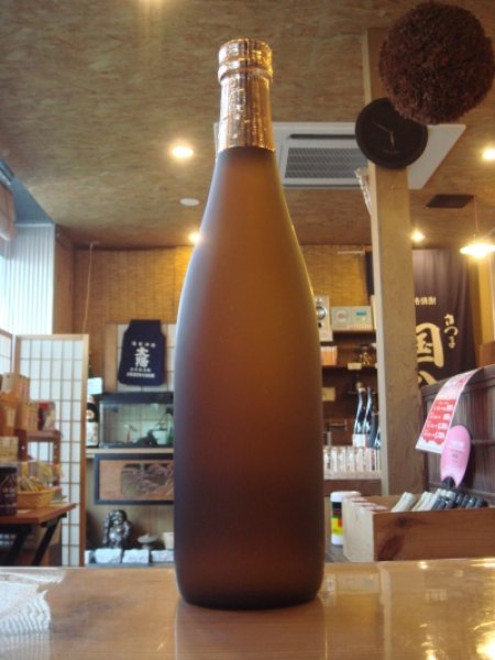 画像1: シークレット樫樽貯蔵芋焼酎原酒３５度　1800ml (1)